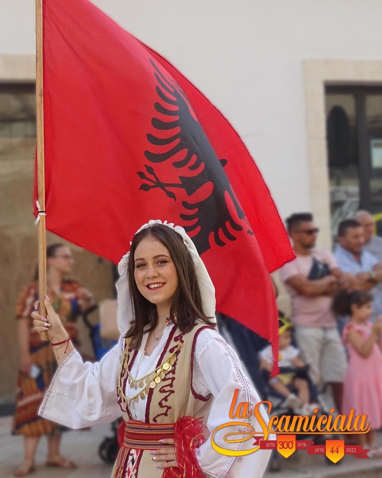 Ansambli „Myzeqeja" — Albania